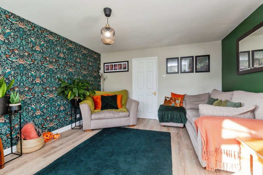 Property photo 2 of 15 Pbox-Img.Jpg