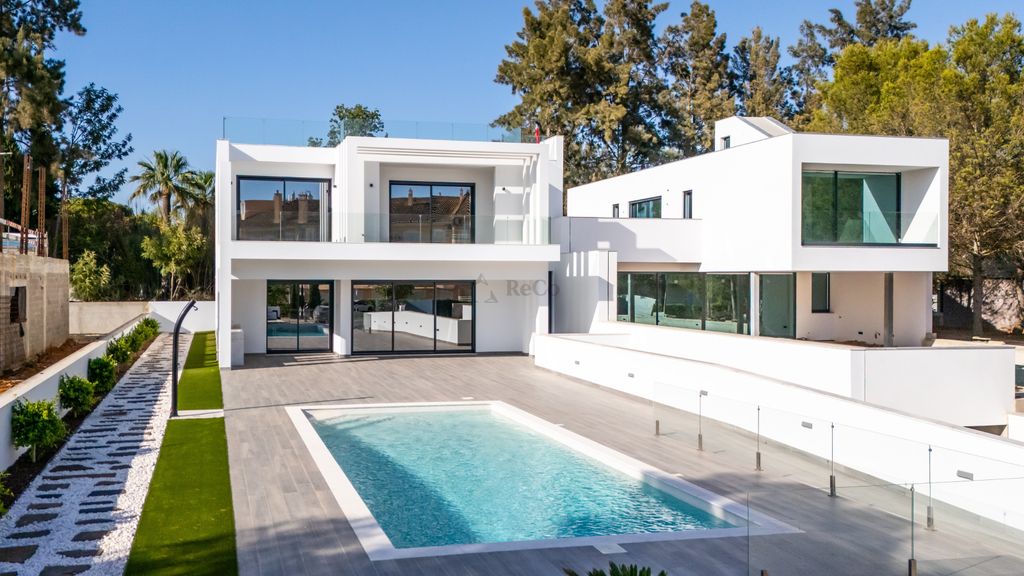 Property photo 2 of 26