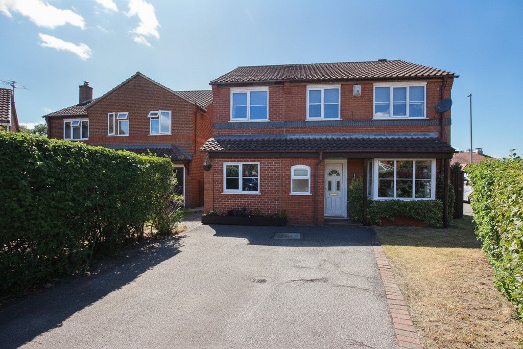 Property photo 1 of 28 5230720