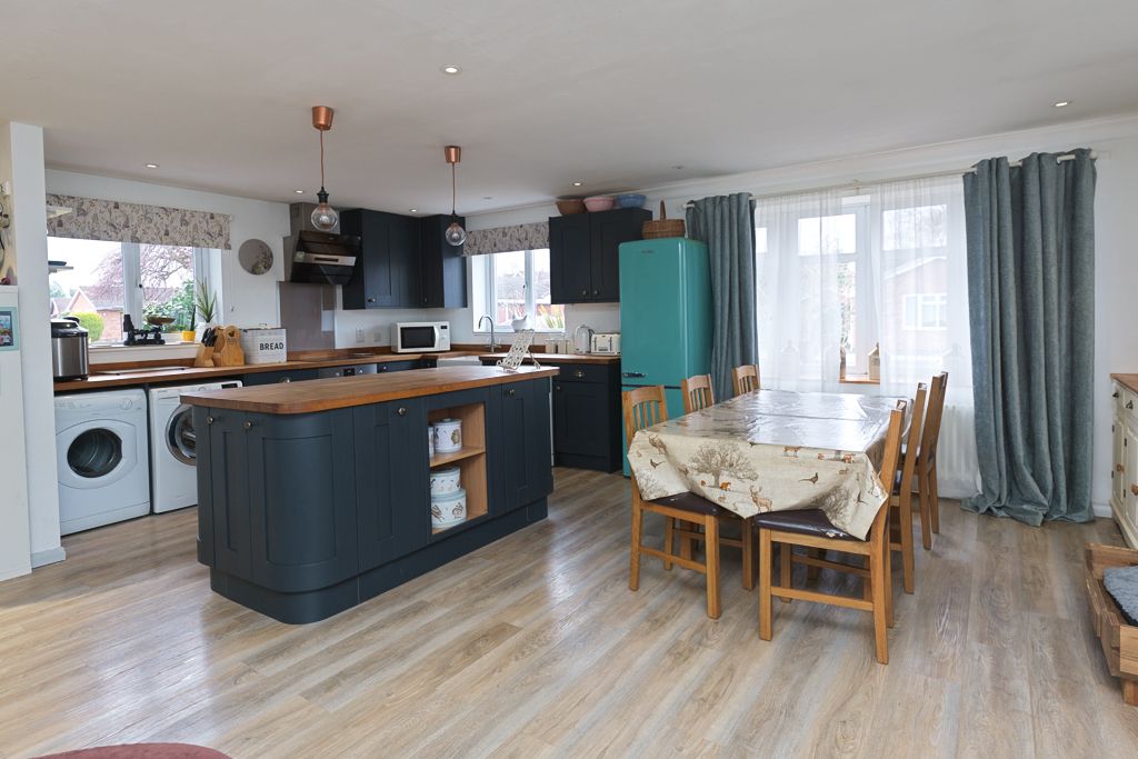 Property photo 2 of 24 Job_2685_Prv