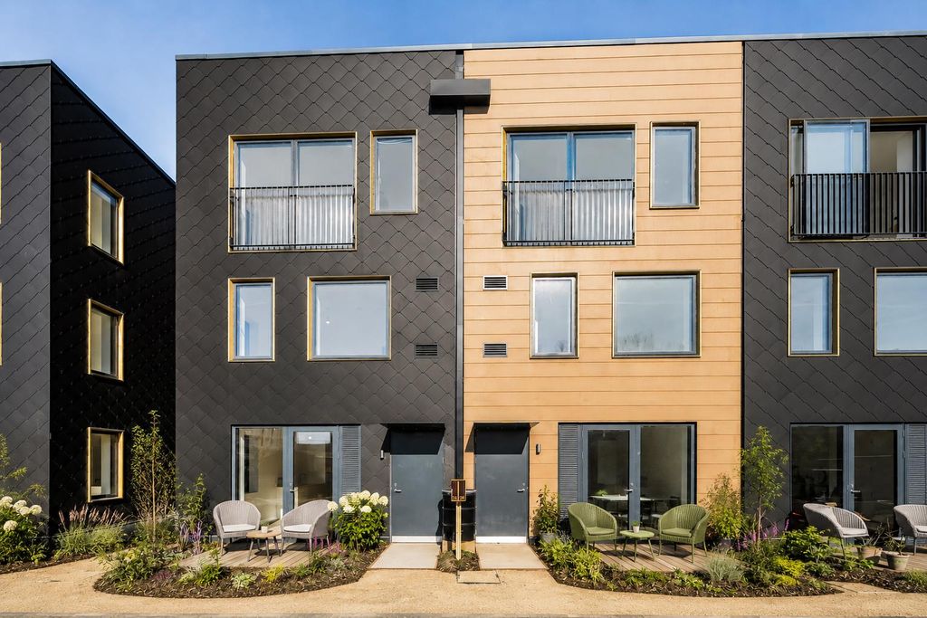 Property photo 1 of 11 09F3Fbe4-0665-4010-B23E-B76F79d3F443.Png