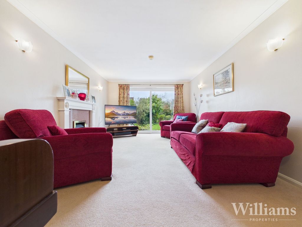 Property photo 2 of 22