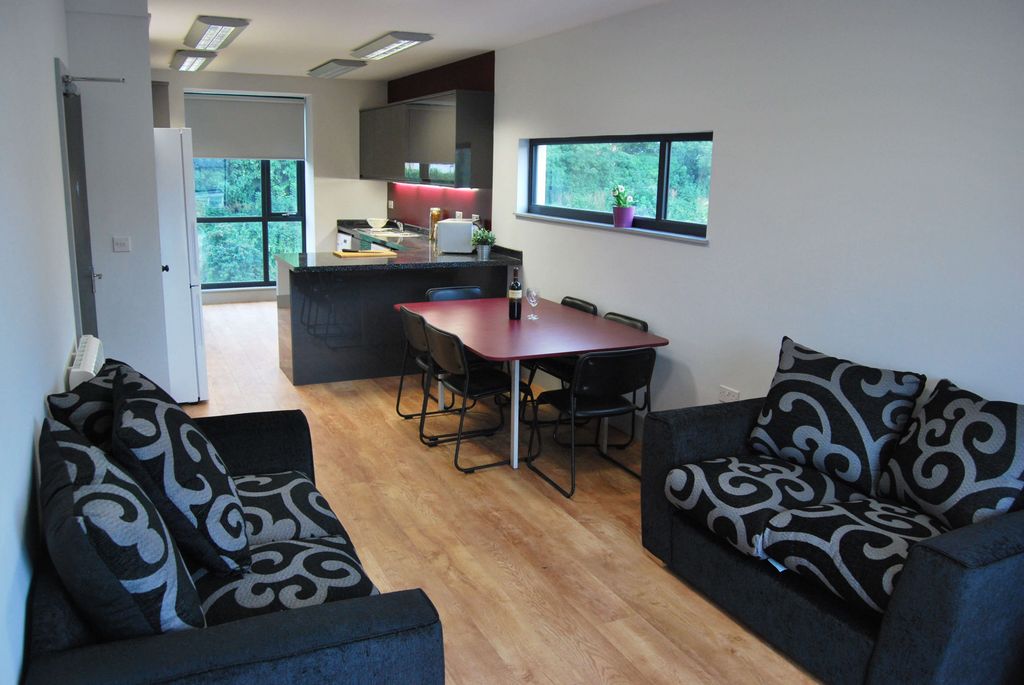 Property photo 2 of 4 Property Photo