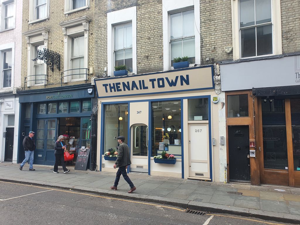 Property photo 1 of 2