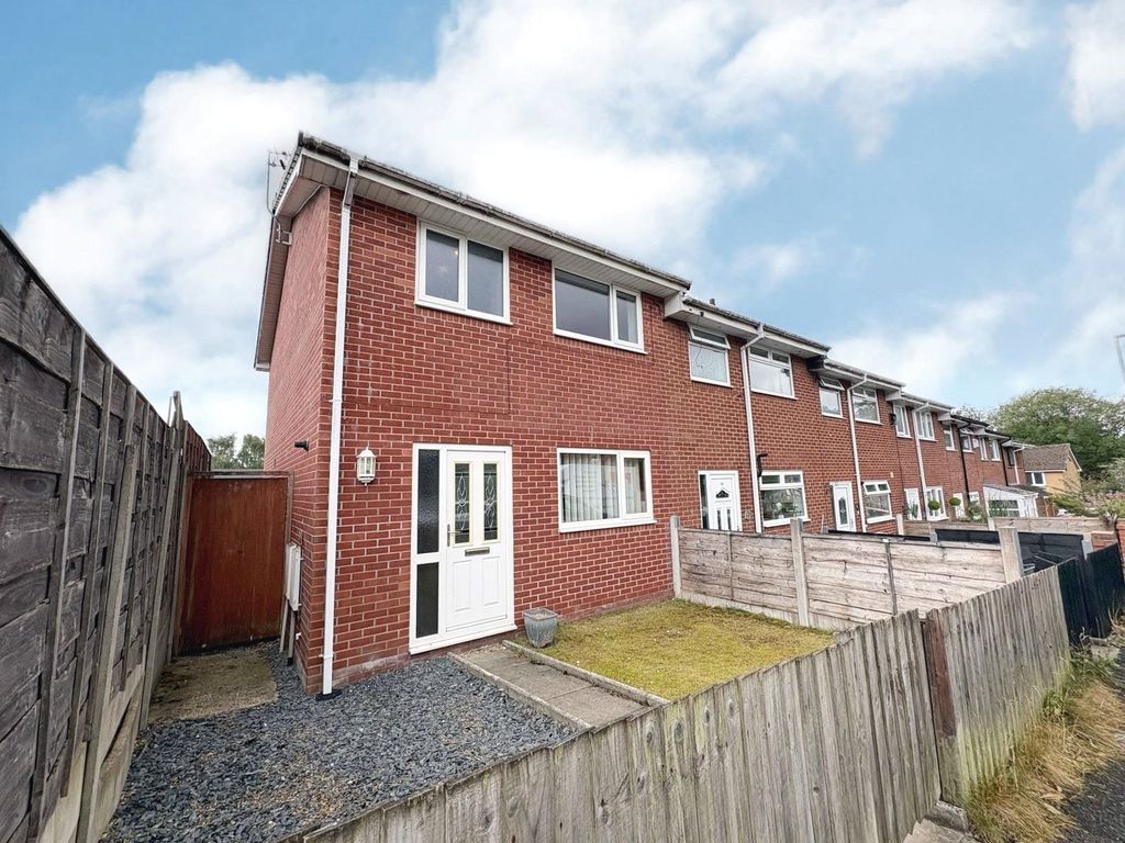 Property photo 1 of 12 External