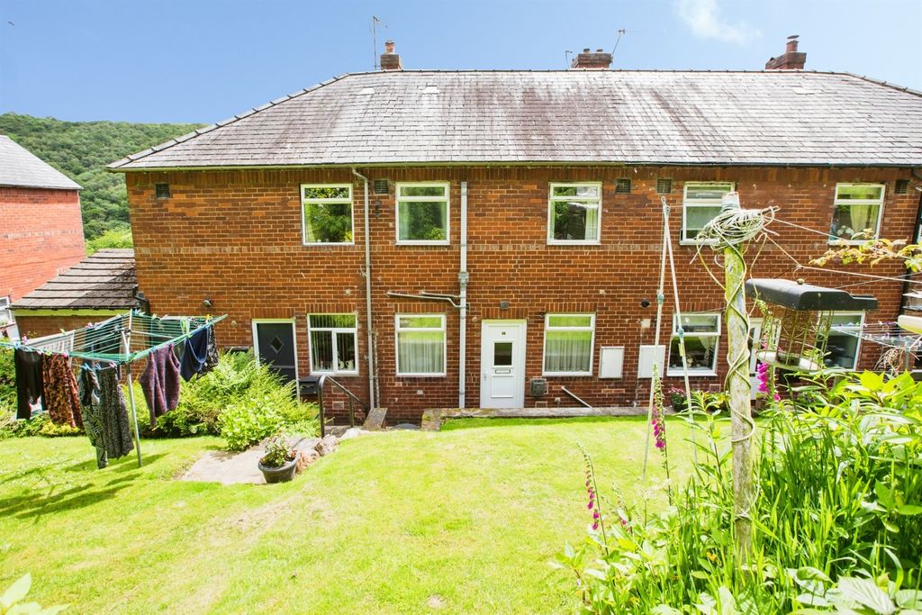 Property photo 2 of 16