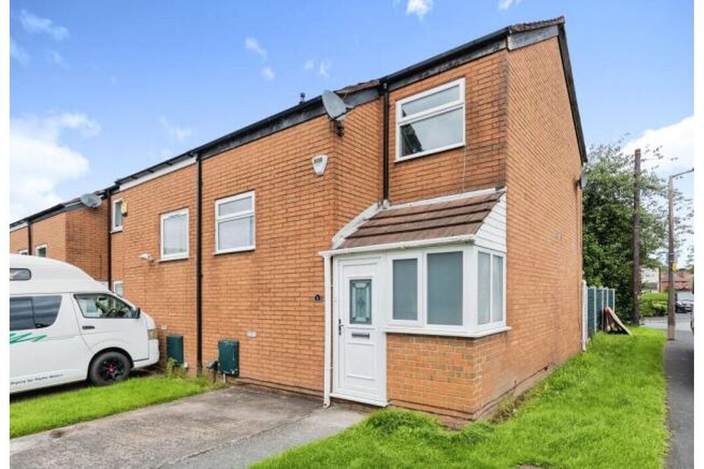 Property photo 1 of 16
