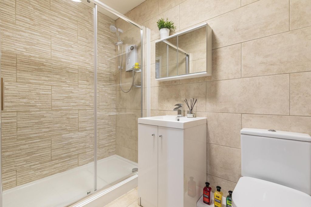 Property photo 2 of 8 Property Photo