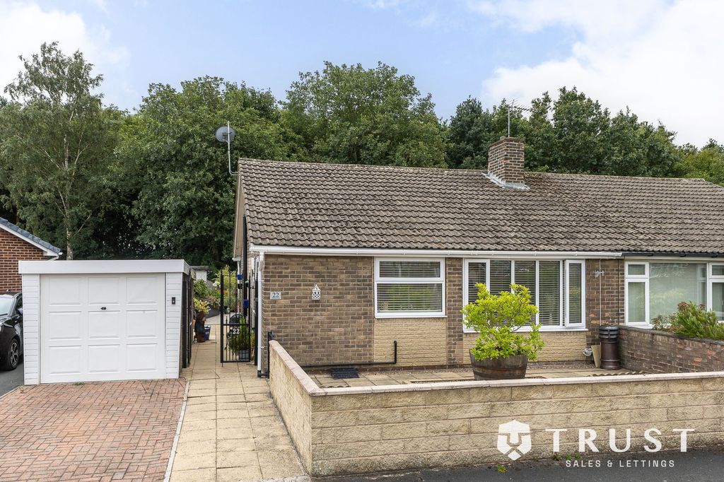 Property photo 1 of 30
