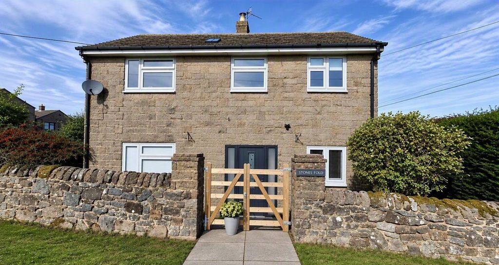 Property photo 1 of 34