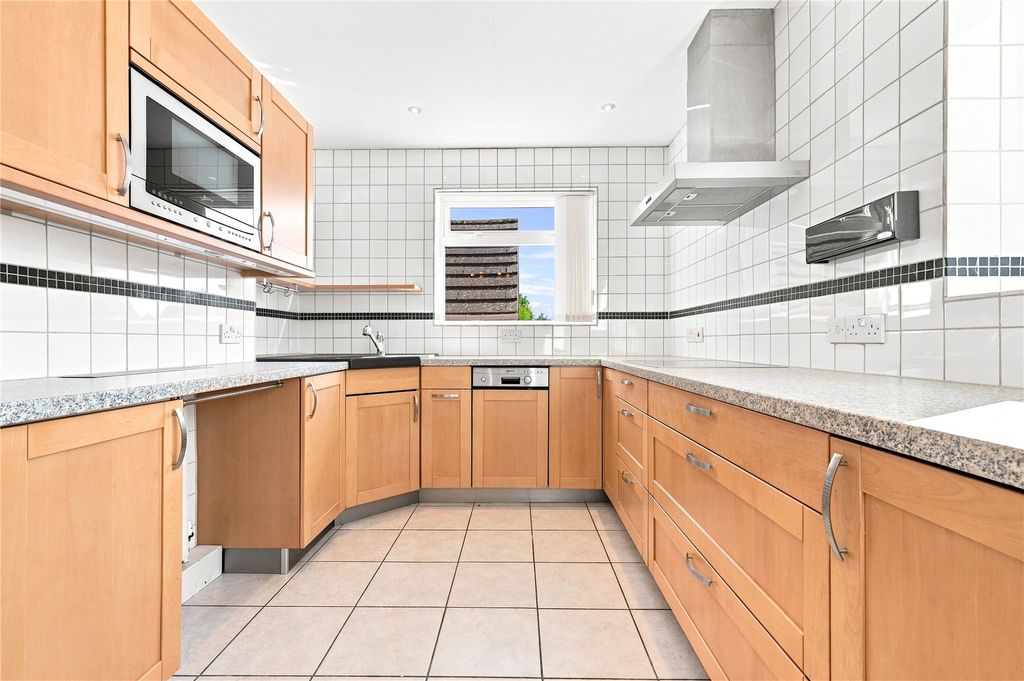 Property photo 2 of 11 Picture No. 06