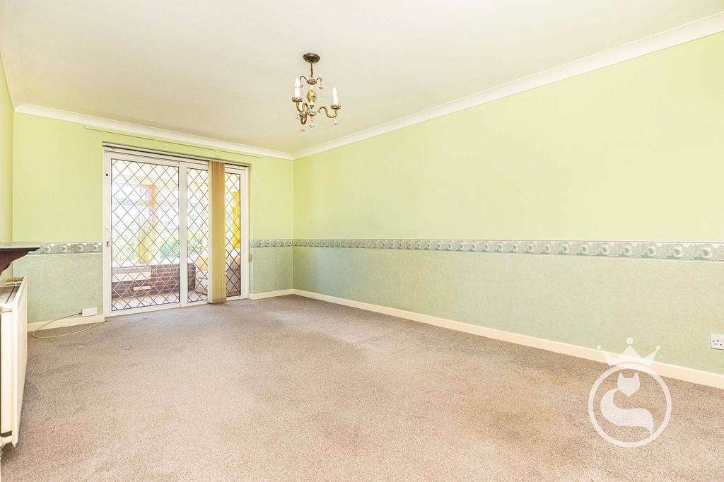 Property photo 3 of 18