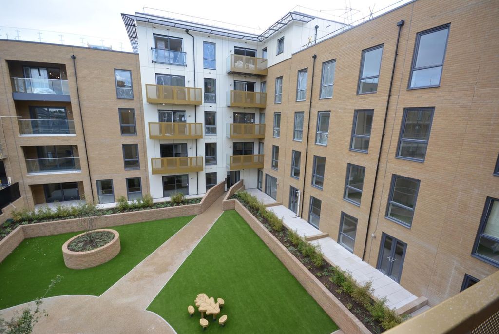 Property photo 1 of 7 Exterior