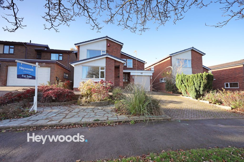 Property photo 1 of 50