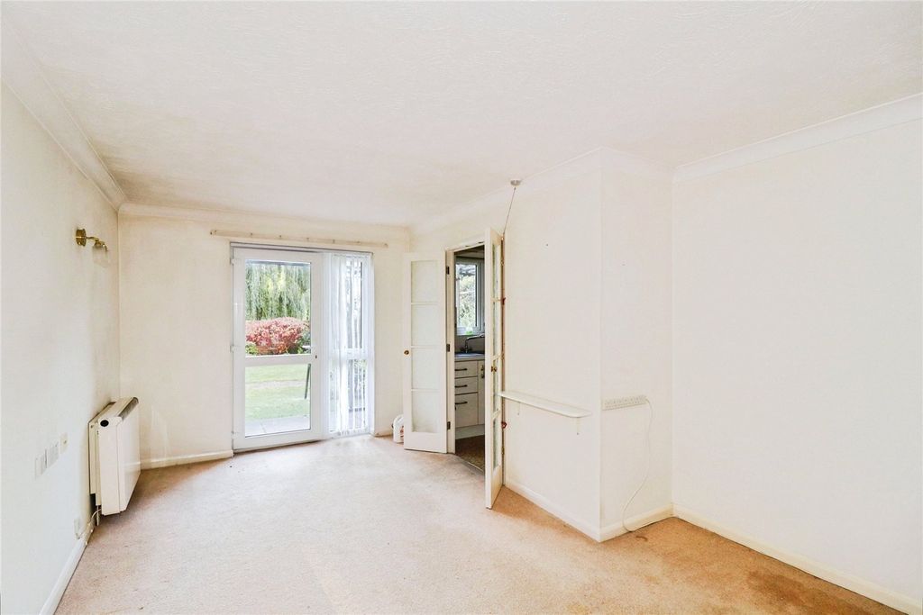 Property photo 1 of 12 Picture No. 15