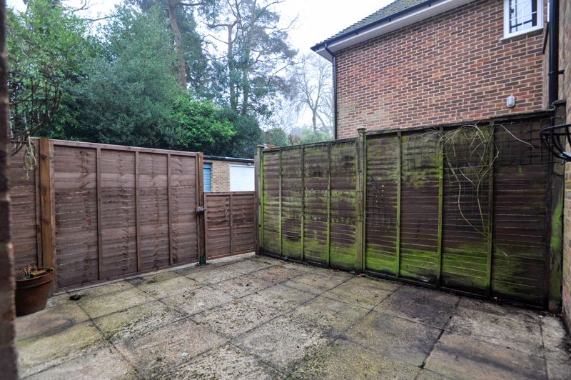 Property photo 2 of 9 Photo 13