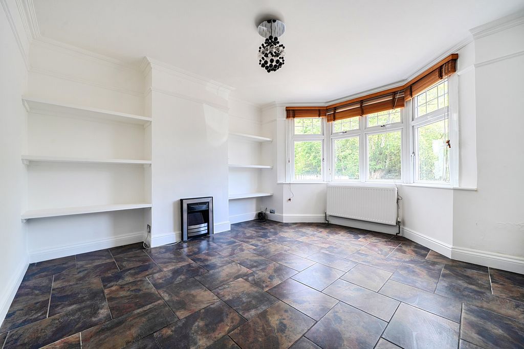 Property photo 2 of 20 1463998-2-6A05Ad9...