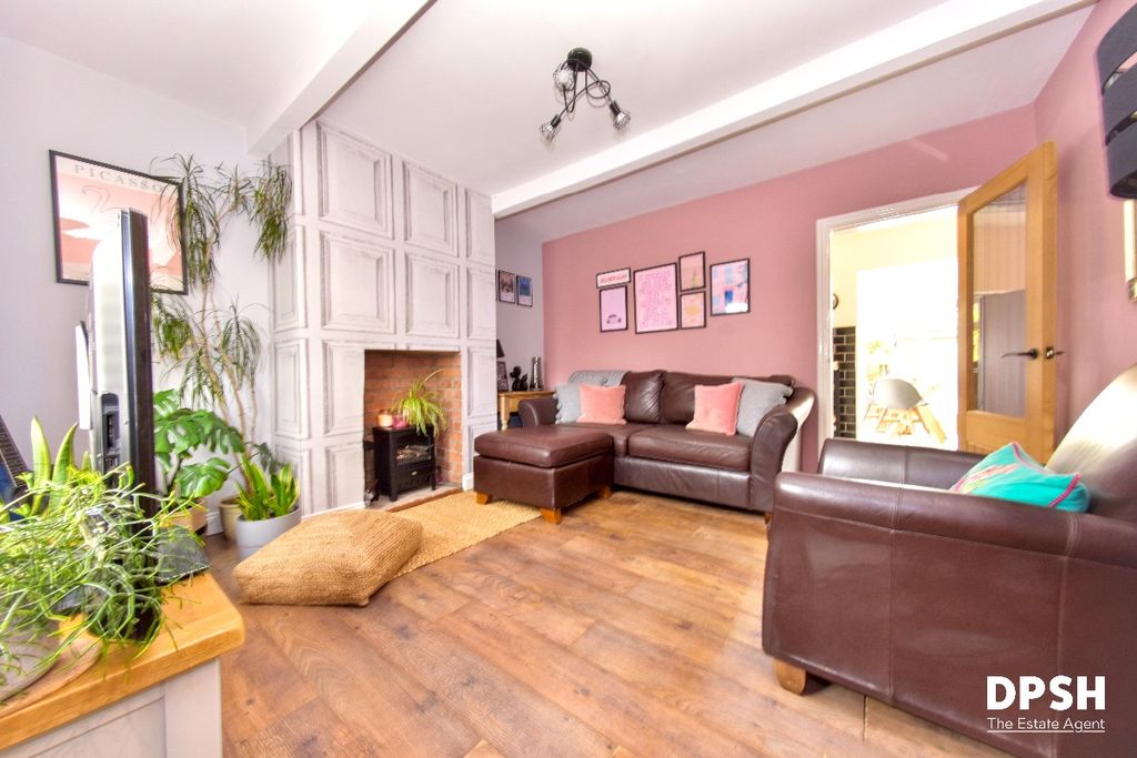 Property photo 2 of 24