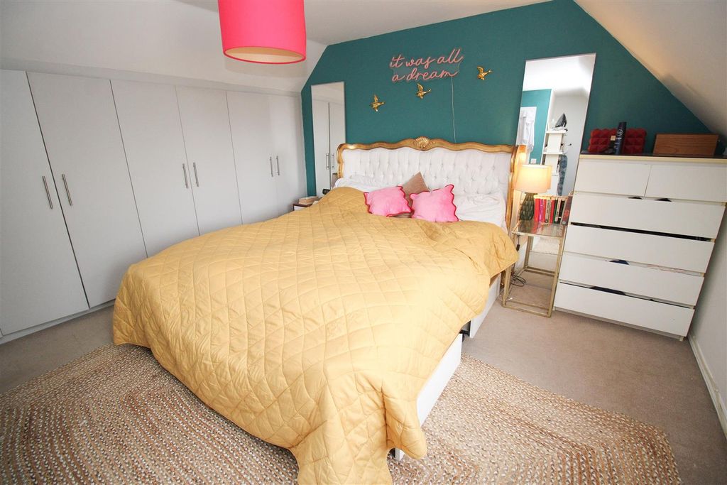 Property photo 3 of 11 Img_6310.Jpg