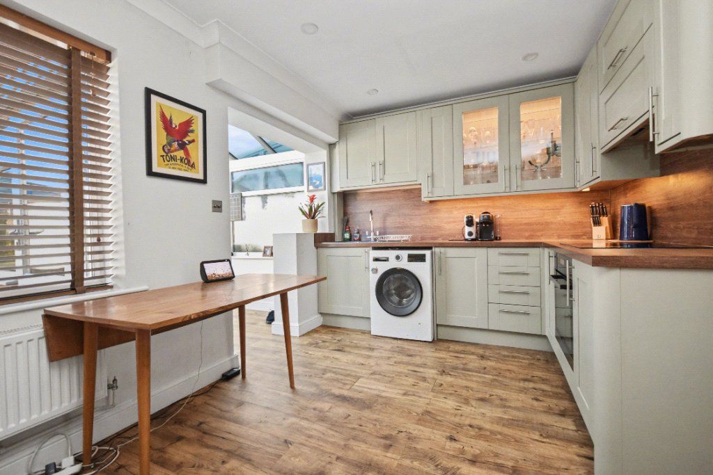 Property photo 3 of 18 Picture No. 05