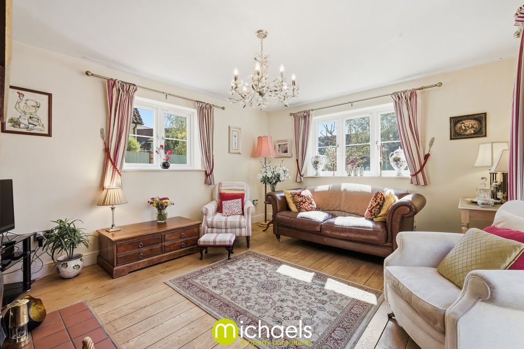 Property photo 3 of 44