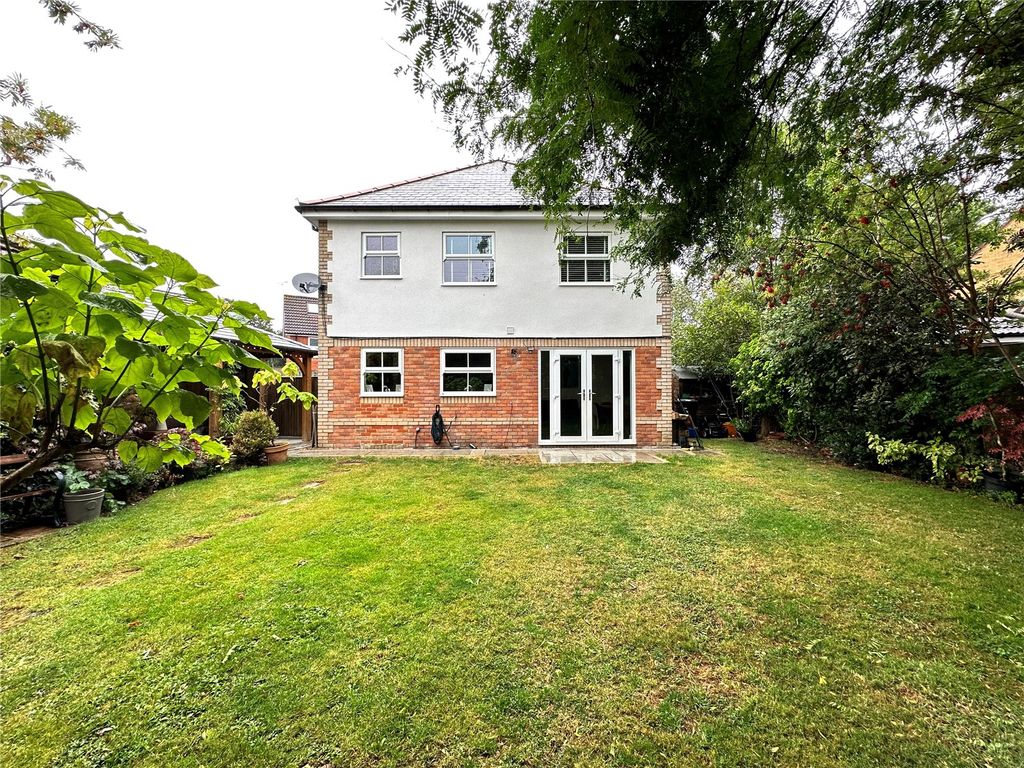 Property photo 2 of 17 Picture No. 26