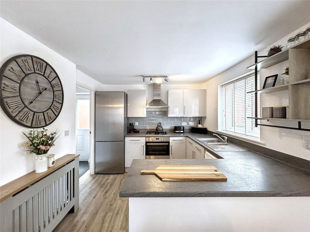 Property photo 3 of 14 Picture No. 23