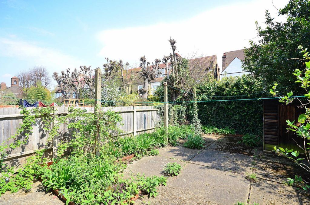 Property photo 3 of 9