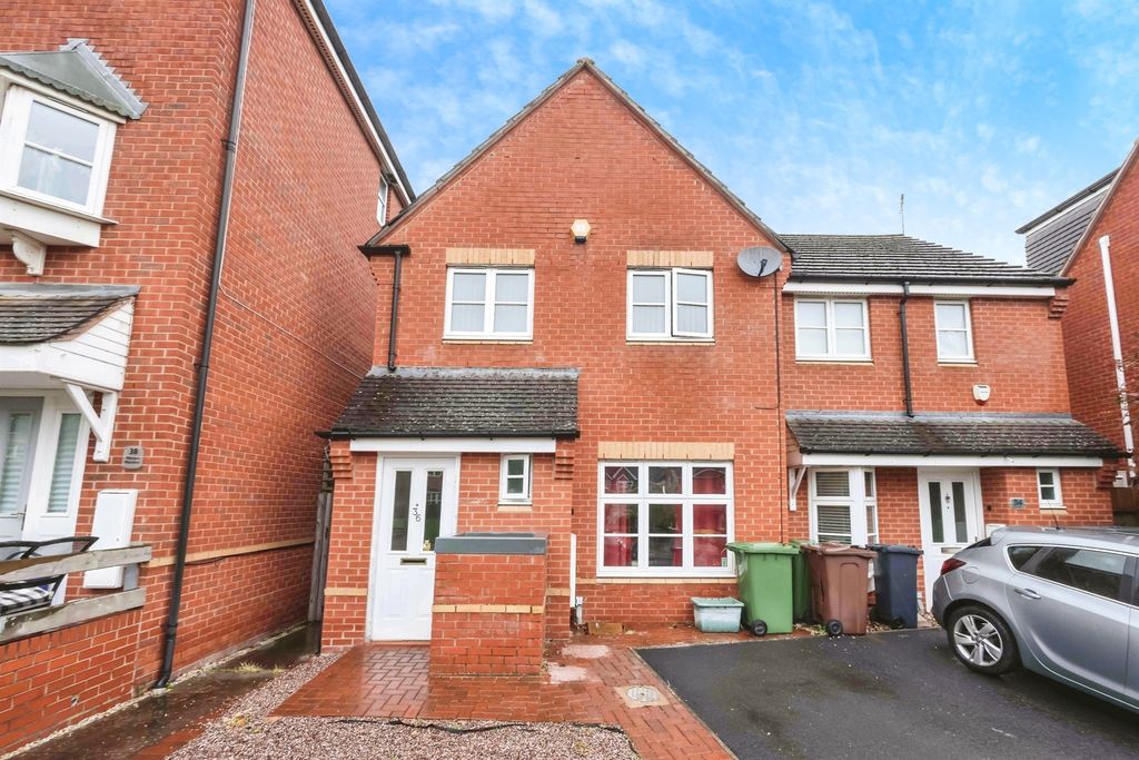 Property photo 2 of 17