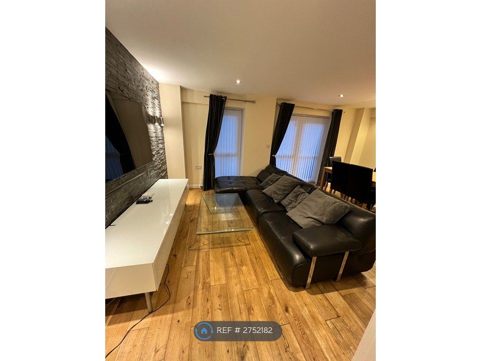 Property photo 2 of 13 Living Room