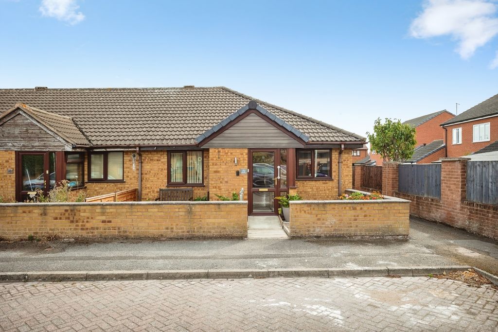 Property photo 1 of 17 Pbox-Img.Jpg