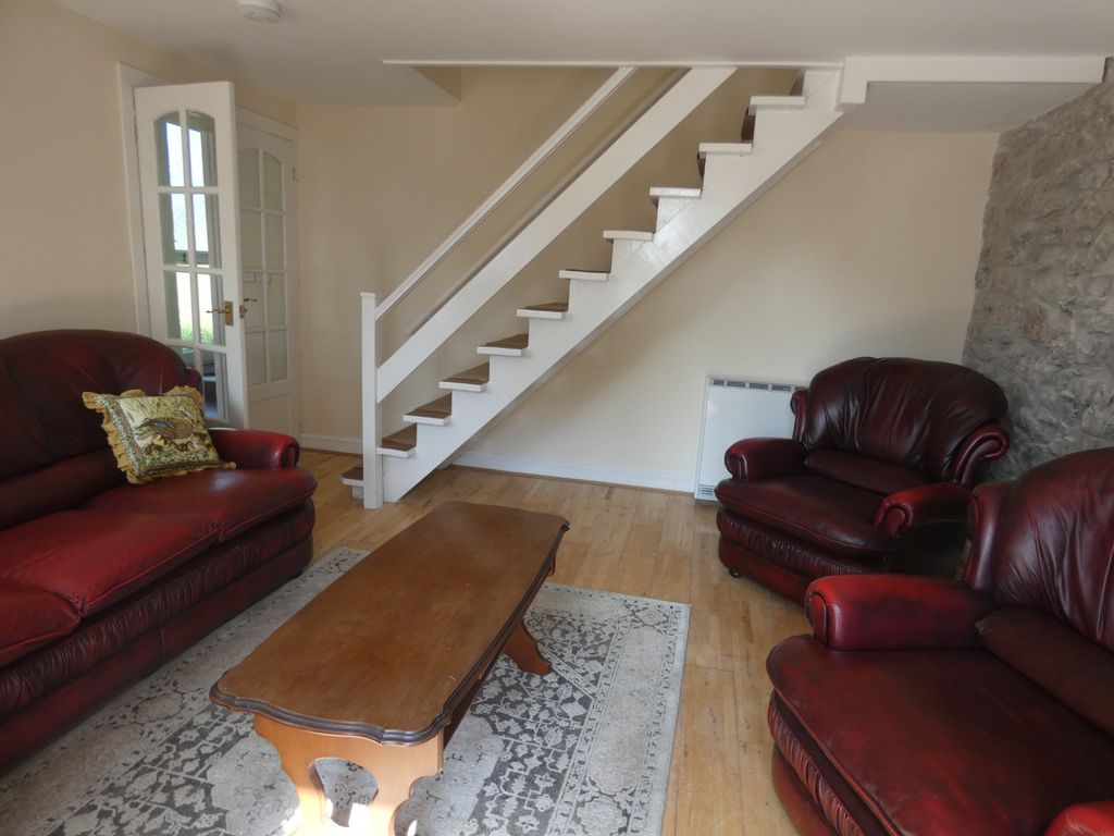 Property photo 3 of 24