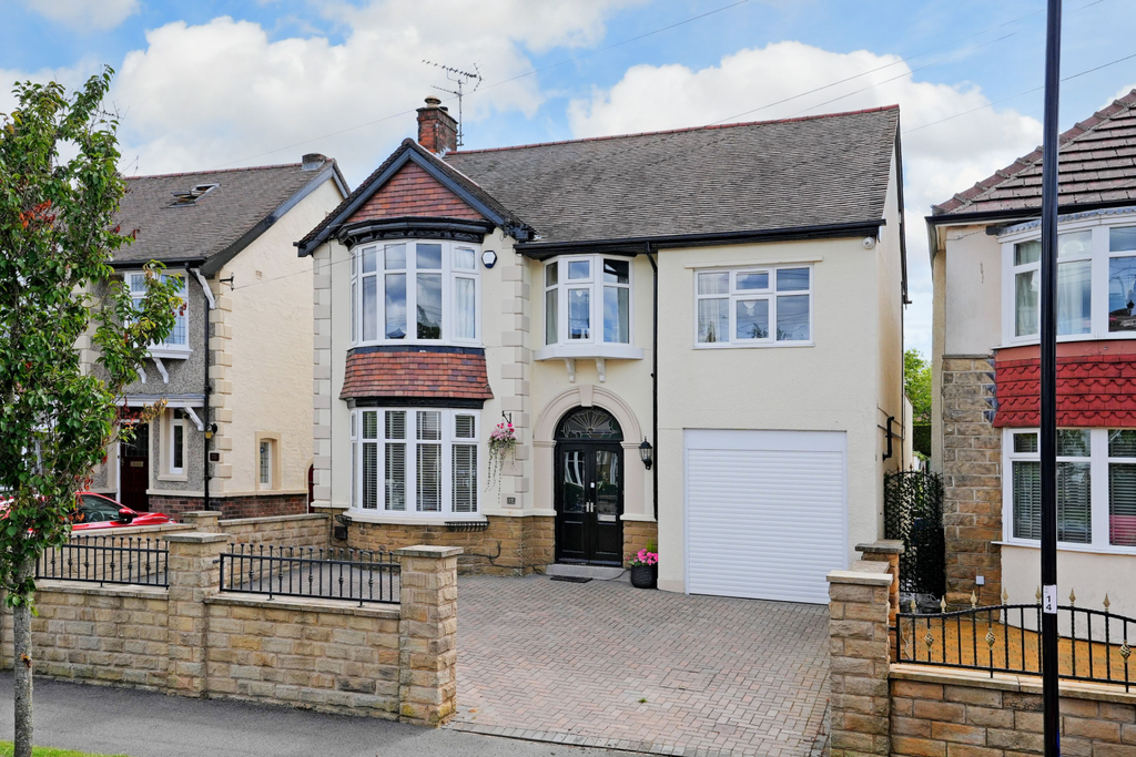 Property photo 1 of 42
