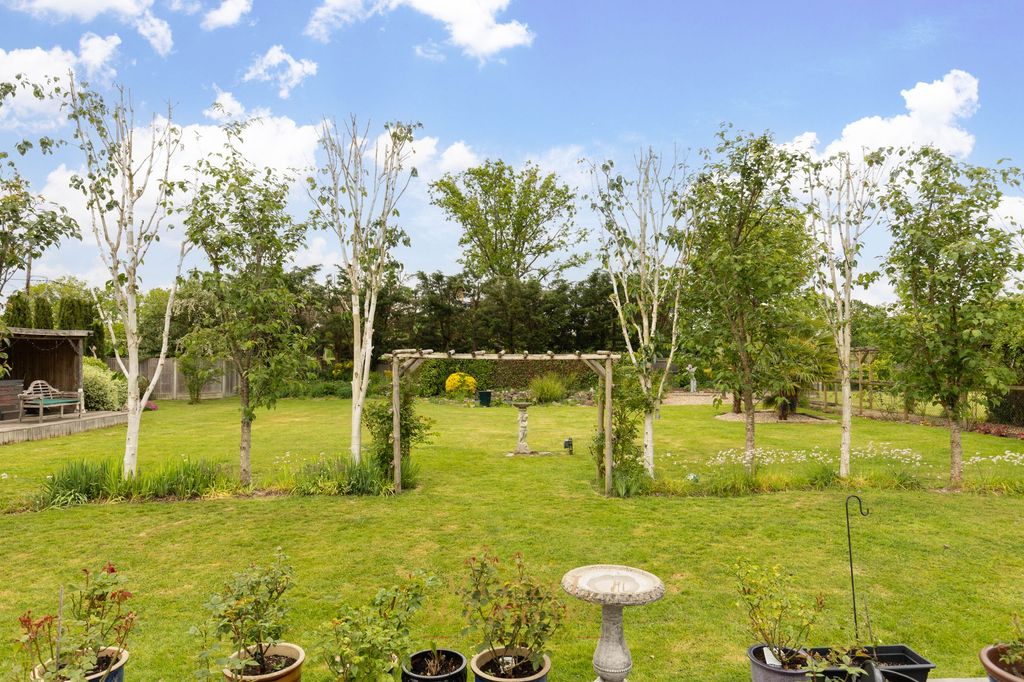 Additional image 28 of 5 bed detached house for saleHare Lane, Lingfield RH7