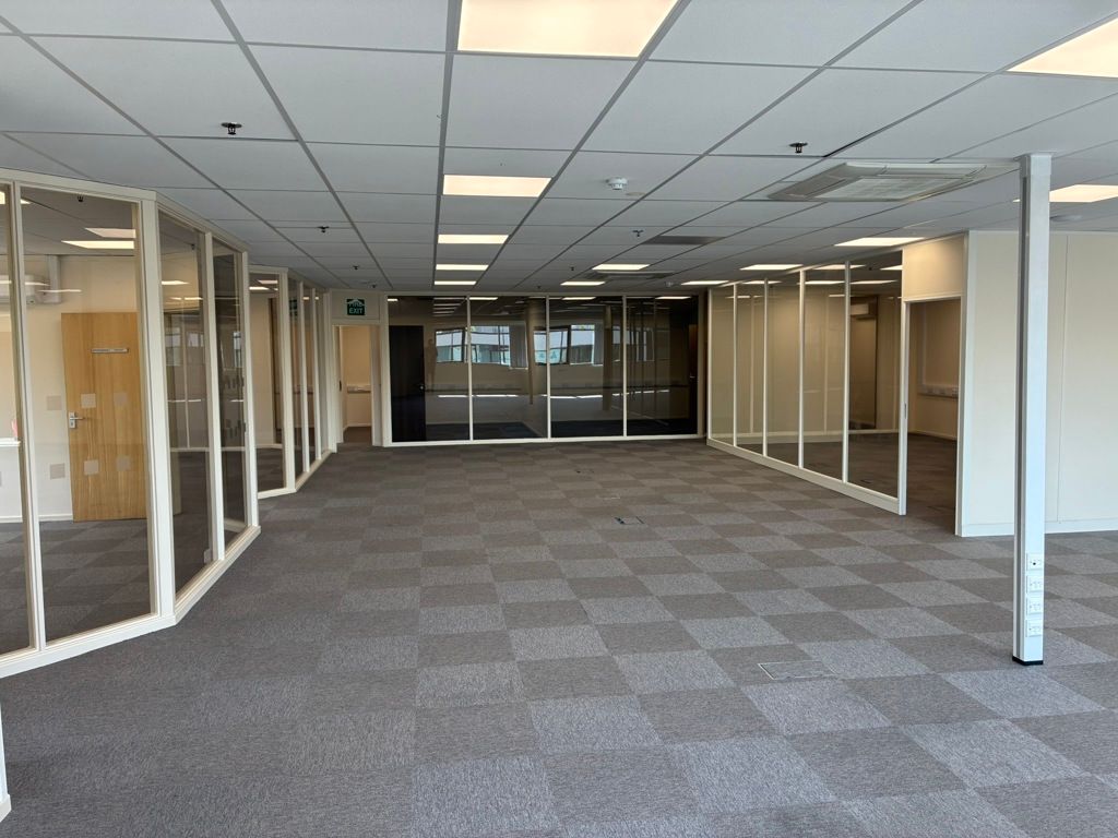 Property photo 3 of 6 Photo 4