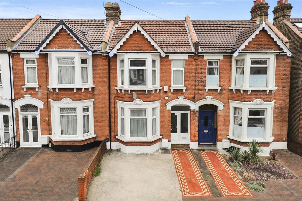 Property photo 1 of 21