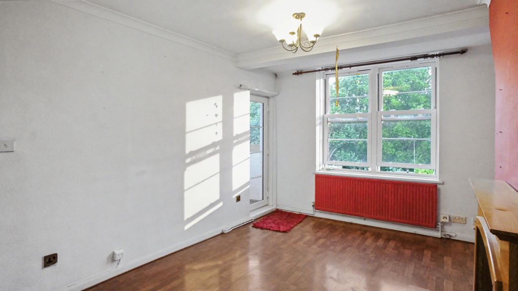 Property photo 2 of 15 Flat 34, Winterbourne House, Portland Road, London, W11 4Ls