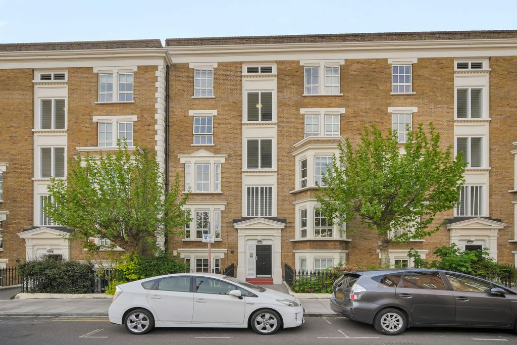 Property photo 3 of 11 Picture No. 02