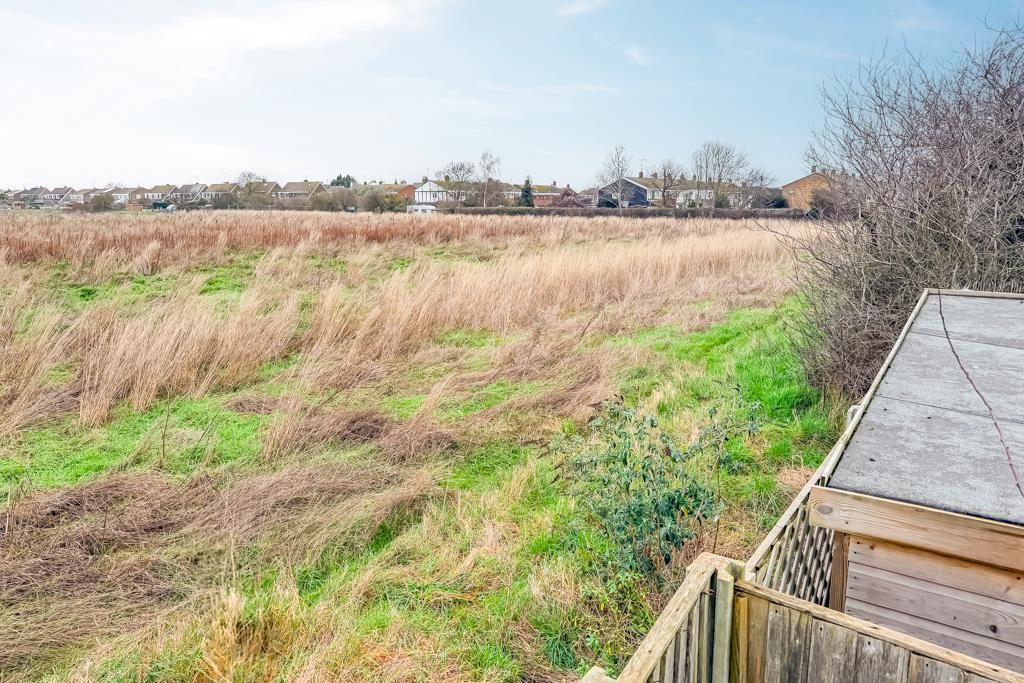 Property photo 2 of 20 Fields