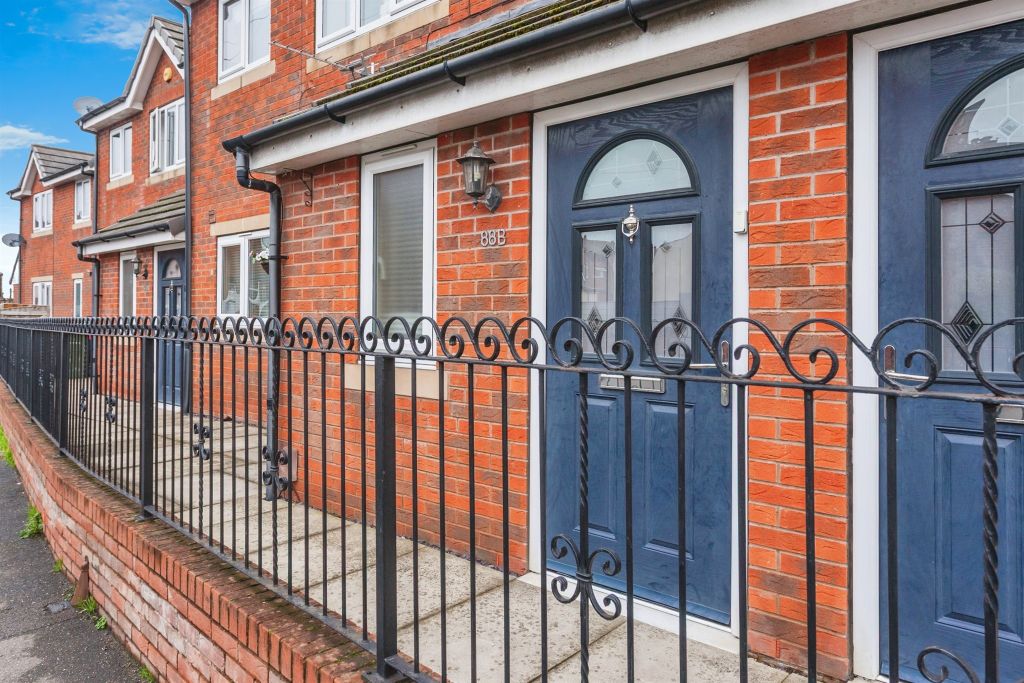 Property photo 2 of 14