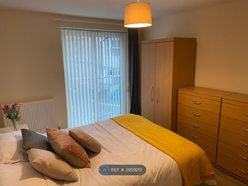 Property photo 2 of 5
