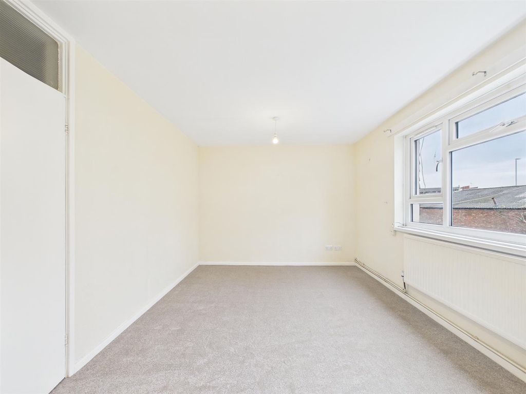 Property photo 2 of 19 Cam03604G0-Pr0256-Still002.Jpg