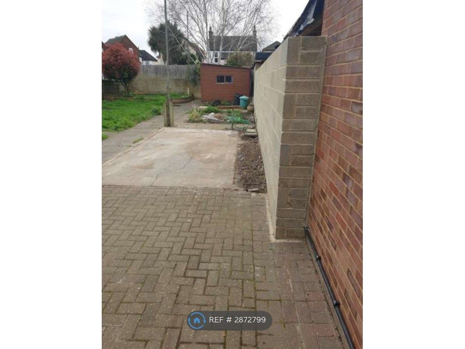 Property photo 3 of 8 Side Access And Rear Garden 2024