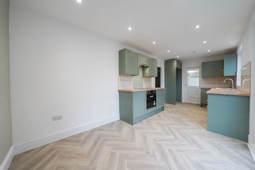 Property photo 3 of 26 Dsc08803