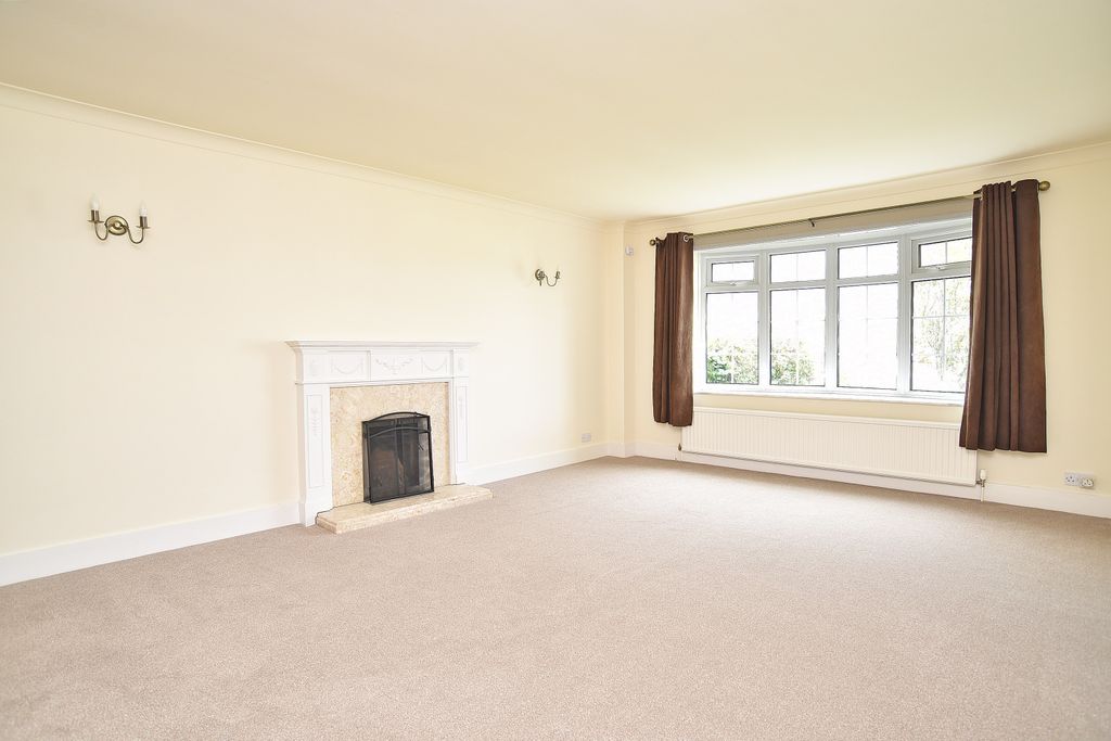 Property photo 2 of 19 App_1751