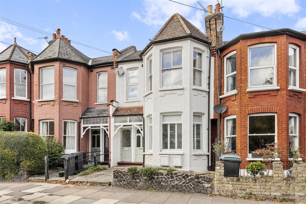 Property photo 1 of 16