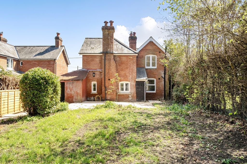 Additional image 8 of 4 bed detached house to rentLyburn Road, Hamptworth, Salisbury SP5