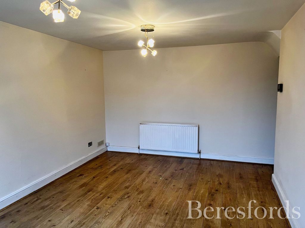 Property photo 2 of 14 Picture No. 37