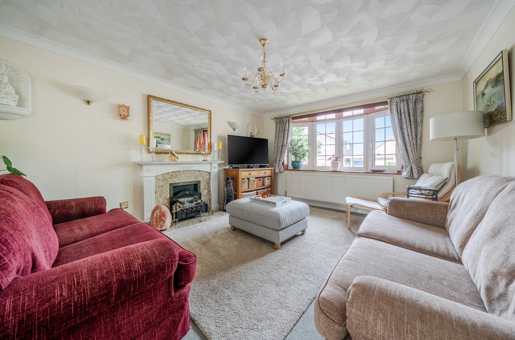 Property photo 2 of 16