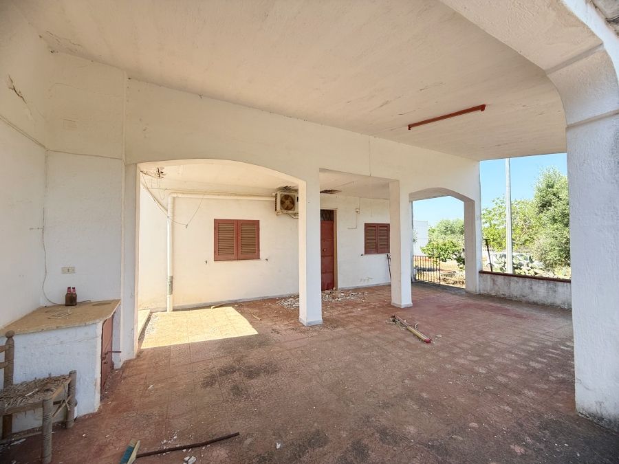 Property photo 2 of 9